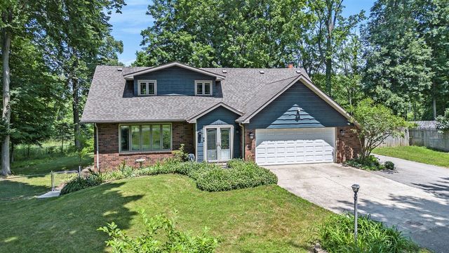 2569 Ridgewood Trail, Berrien Springs, MI 49103