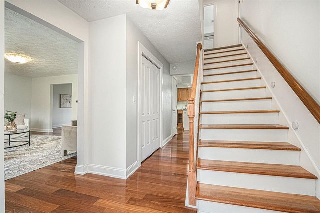 2569 Ridgewood Trail, Berrien Springs, MI 49103