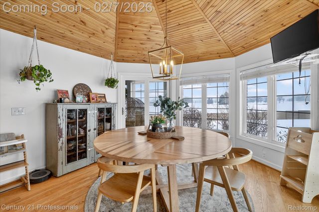 56500 12 Mile Road, Lyon Charter Township, MI 48165