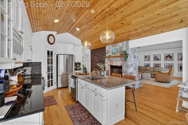 56500 12 Mile Road, Lyon Charter Township, MI 48165