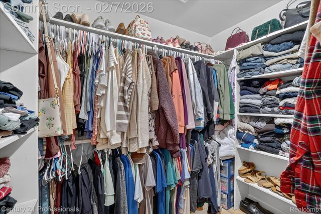 56500 12 Mile Road, Lyon Charter Township, MI 48165