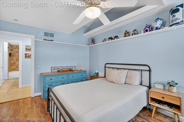 56500 12 Mile Road, Lyon Charter Township, MI 48165