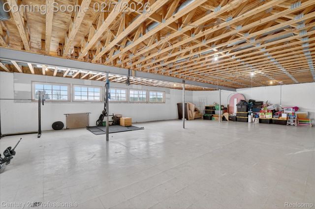 56500 12 Mile Road, Lyon Charter Township, MI 48165