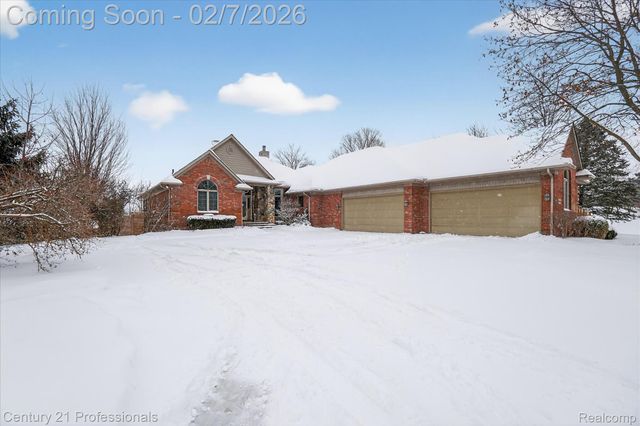 56500 12 Mile Road, Lyon Charter Township, MI 48165