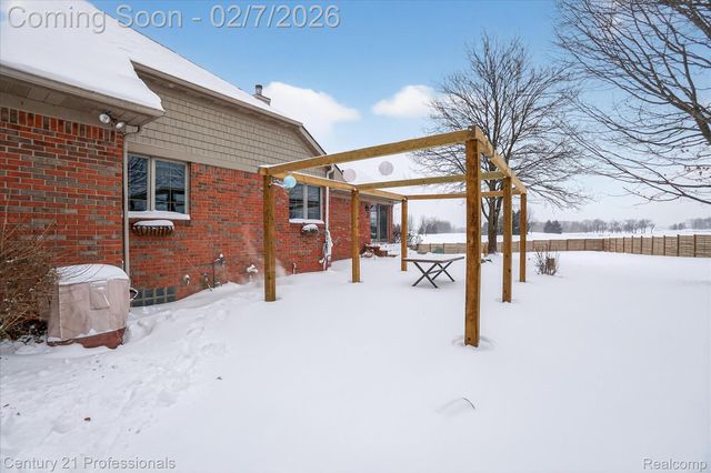 56500 12 Mile Road, Lyon Charter Township, MI 48165