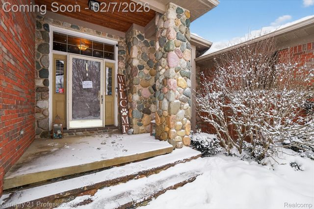 56500 12 Mile Road, Lyon Charter Township, MI 48165