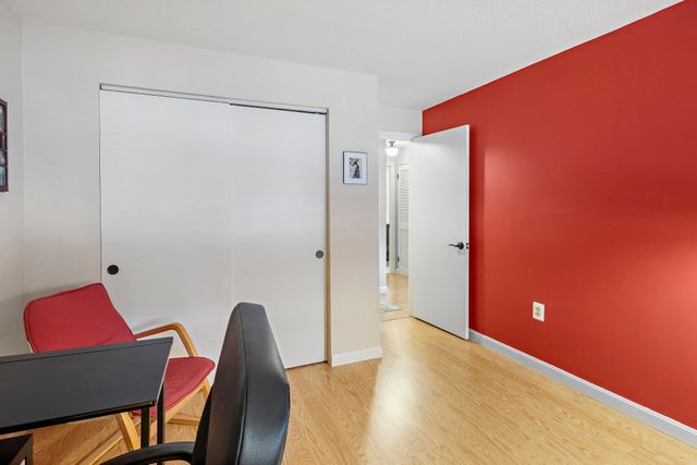 5 Greenbriar Dr 204, North Reading, MA 01864