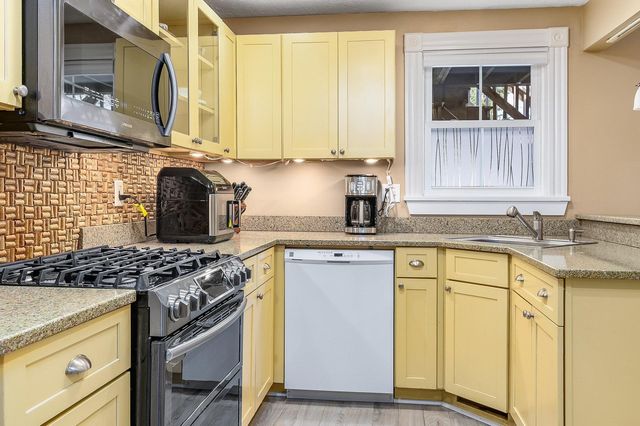 165 Union Street, Portsmouth, NH 03801