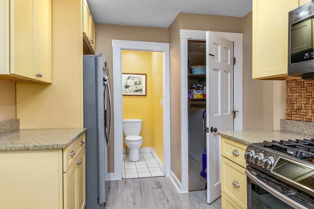 165 Union Street, Portsmouth, NH 03801