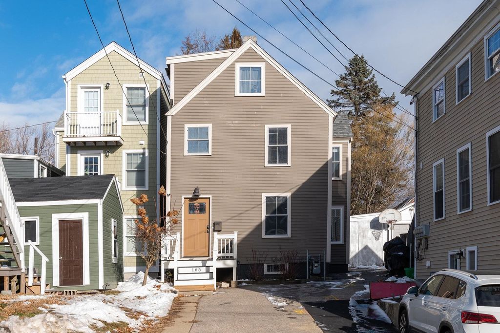 165 Union Street, Portsmouth, NH 03801
