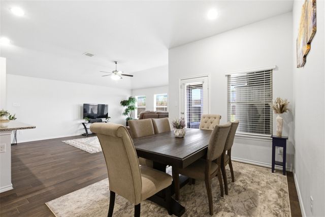 1016 Eastland Lane, Aubrey, TX 76227