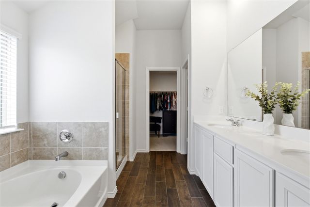 1016 Eastland Lane, Aubrey, TX 76227