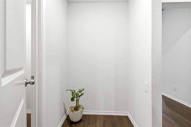 1016 Eastland Lane, Aubrey, TX 76227