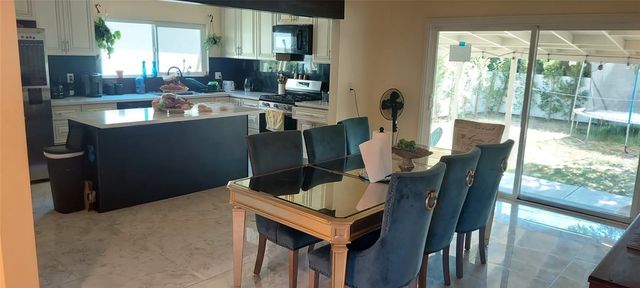 4737 Don Pio, Woodland Hills, CA 91364