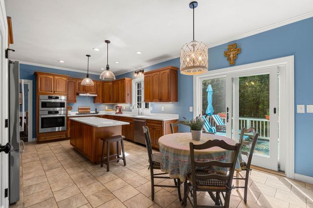 8 Eagle Court, Greenland, NH 03840