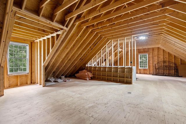 8 Eagle Court, Greenland, NH 03840