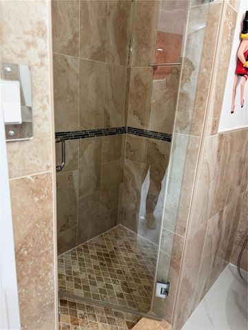8301 LOPEZ DRIVE, Tampa, FL 33615