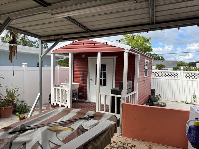 8301 LOPEZ DRIVE, Tampa, FL 33615