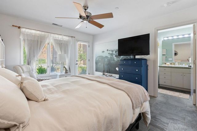 27615 Alps Ln, Escondido, CA 92026