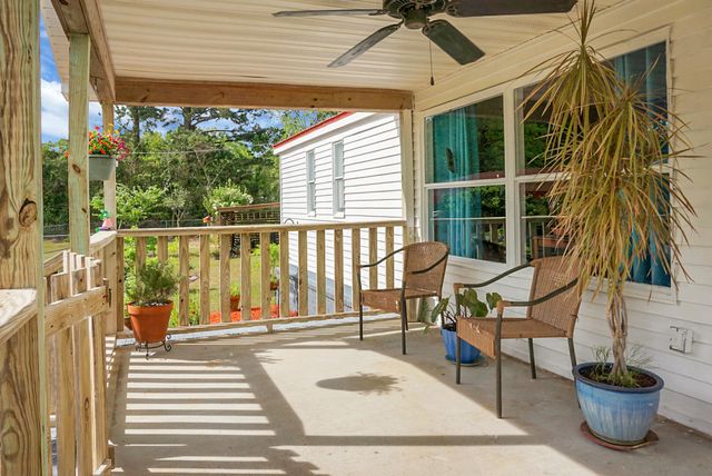 135 General Washington Boulevard, Bonneau, SC 29431
