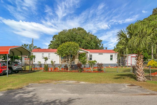 135 General Washington Boulevard, Bonneau, SC 29431