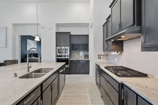 1820 Climbing Court, Argyle, TX 76226