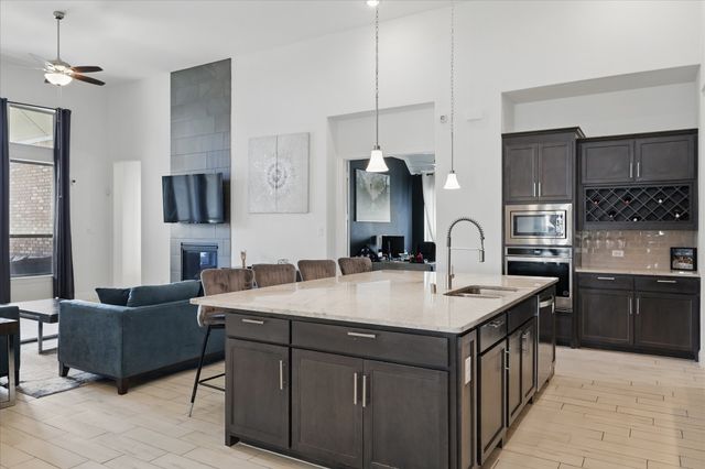 1820 Climbing Court, Argyle, TX 76226