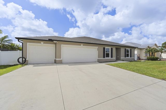 380 SW Donna Terrace, Port St. Lucie, Port St Lucie, FL 34984
