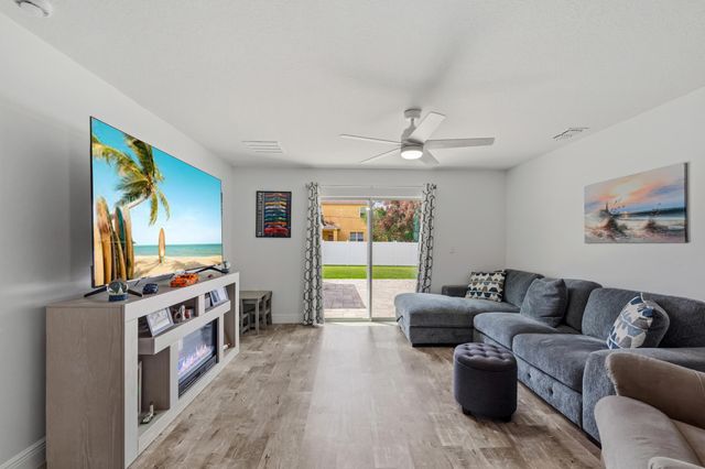 380 SW Donna Terrace, Port St. Lucie, Port St Lucie, FL 34984
