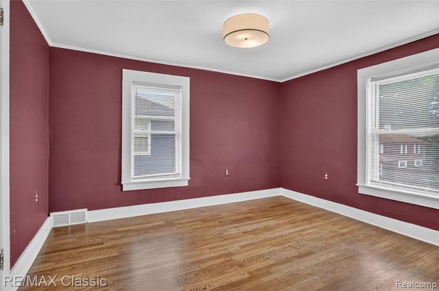 909 Fernwood Road, Royal Oak, MI 48067