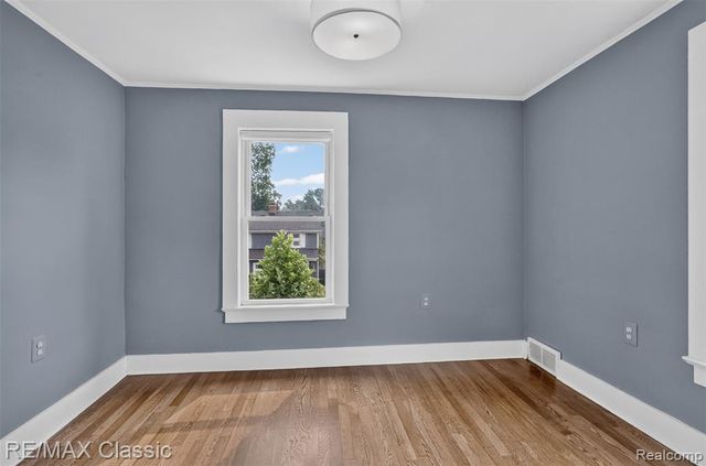 909 Fernwood Road, Royal Oak, MI 48067