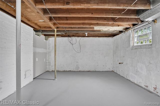 909 Fernwood Road, Royal Oak, MI 48067