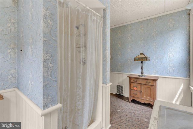 123 CHESTNUT ST, Haddonfield, NJ 08033