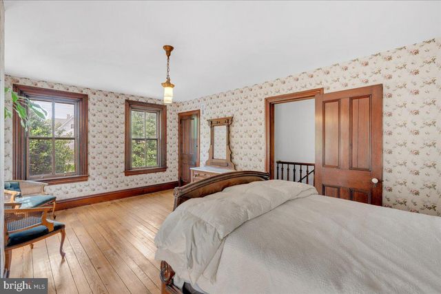 123 CHESTNUT ST, Haddonfield, NJ 08033