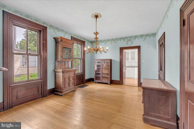 123 CHESTNUT ST, Haddonfield, NJ 08033