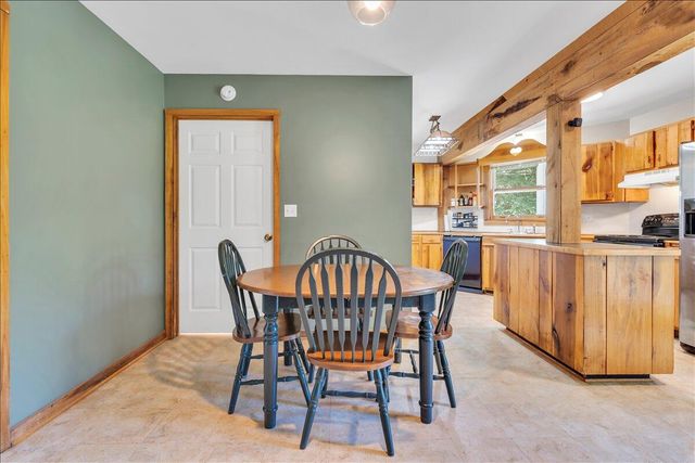 472 Wooded Acres DR, Hardy, VA 24101