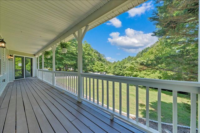 472 Wooded Acres DR, Hardy, VA 24101