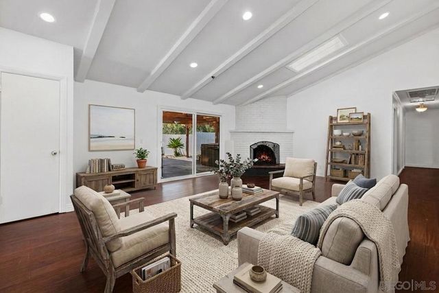 3562 S Mission Road, Fallbrook, CA 92028