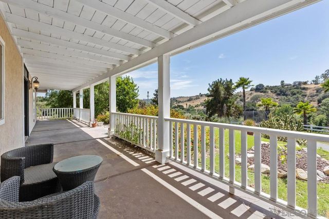3562 S Mission Road, Fallbrook, CA 92028