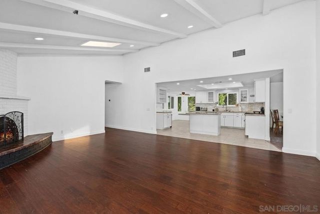 3562 S Mission Road, Fallbrook, CA 92028