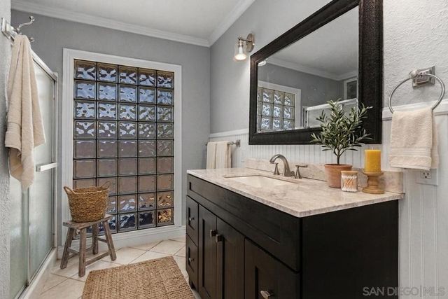 3562 S Mission Road, Fallbrook, CA 92028