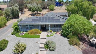 3562 S Mission Road, Fallbrook, CA 92028