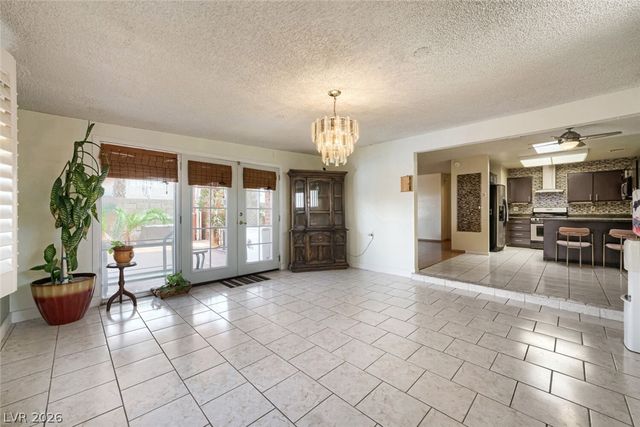 6712 Oak Valley Drive, Las Vegas, NV 89103