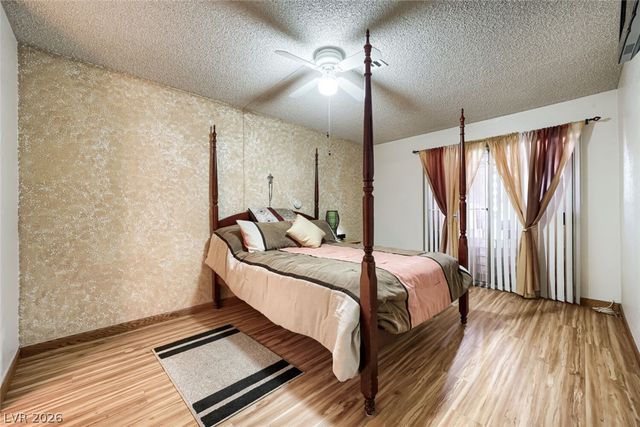 6712 Oak Valley Drive, Las Vegas, NV 89103