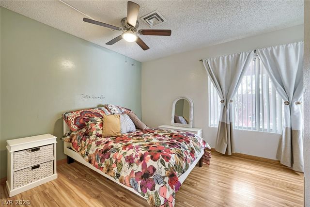 6712 Oak Valley Drive, Las Vegas, NV 89103