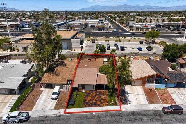 6712 Oak Valley Drive, Las Vegas, NV 89103
