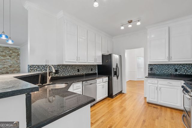 2652 Willow Cove, Decatur, GA 30033