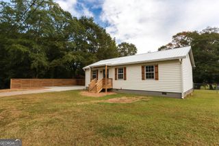 810 Fertilla Street, Carrollton, GA 30117