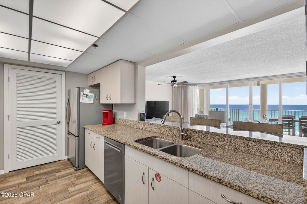 Image 7 of property listing at 10515 Front Beach Road 606, Panama City Beach, FL 32407