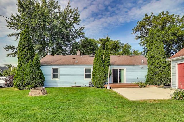 7339 S Park Avenue, Burr Ridge, IL 60527
